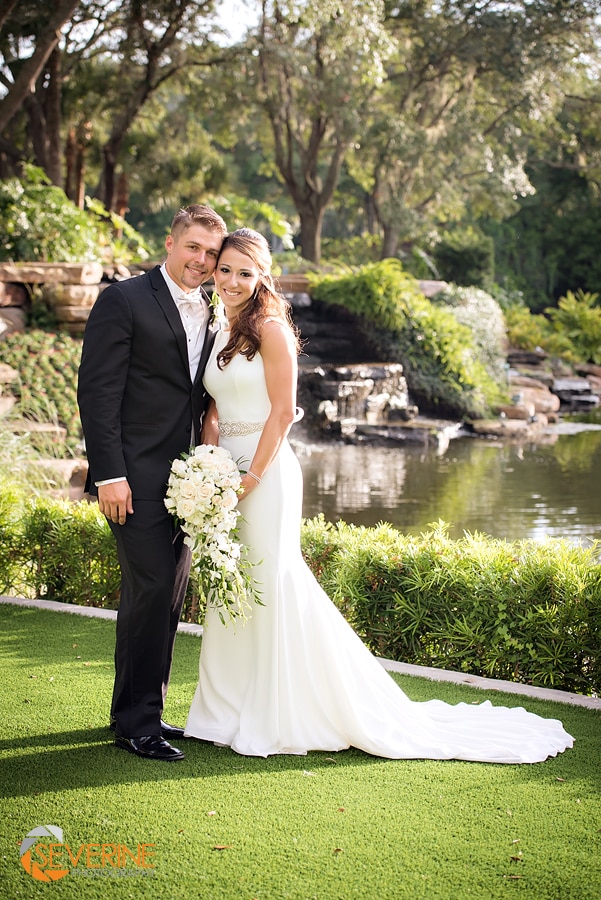 couple in front of sawgrass fountain